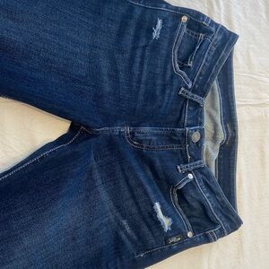 Silver Jeans Dark Blue Skinny Jeans
Size 29 / 31